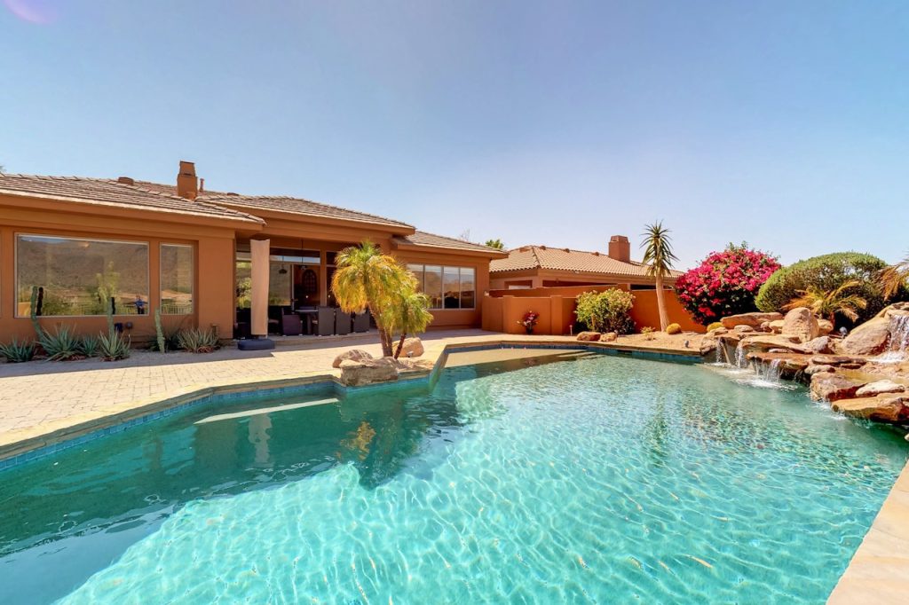 Compact Backyard Pool & Deck