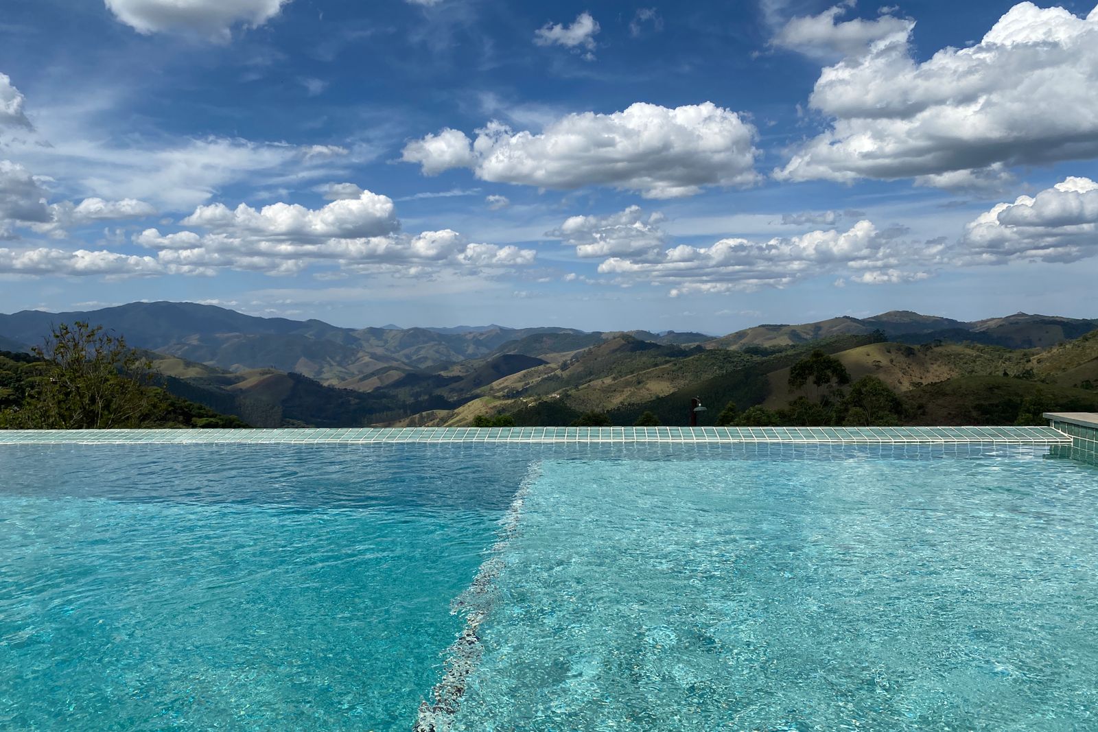 Twilight Pool with Water Features – Paradise Valley